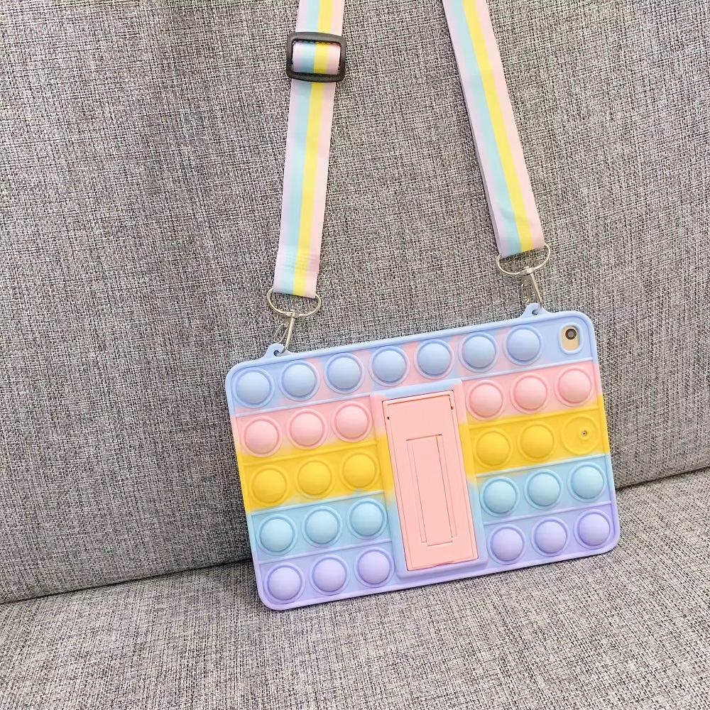 قاب فیجتی (پاپتی) مناسب تبلت سامسونگ S6 Lite 6 قاب فیجتی (پاپتی) مناسب تبلت سامسونگ S6 Lite